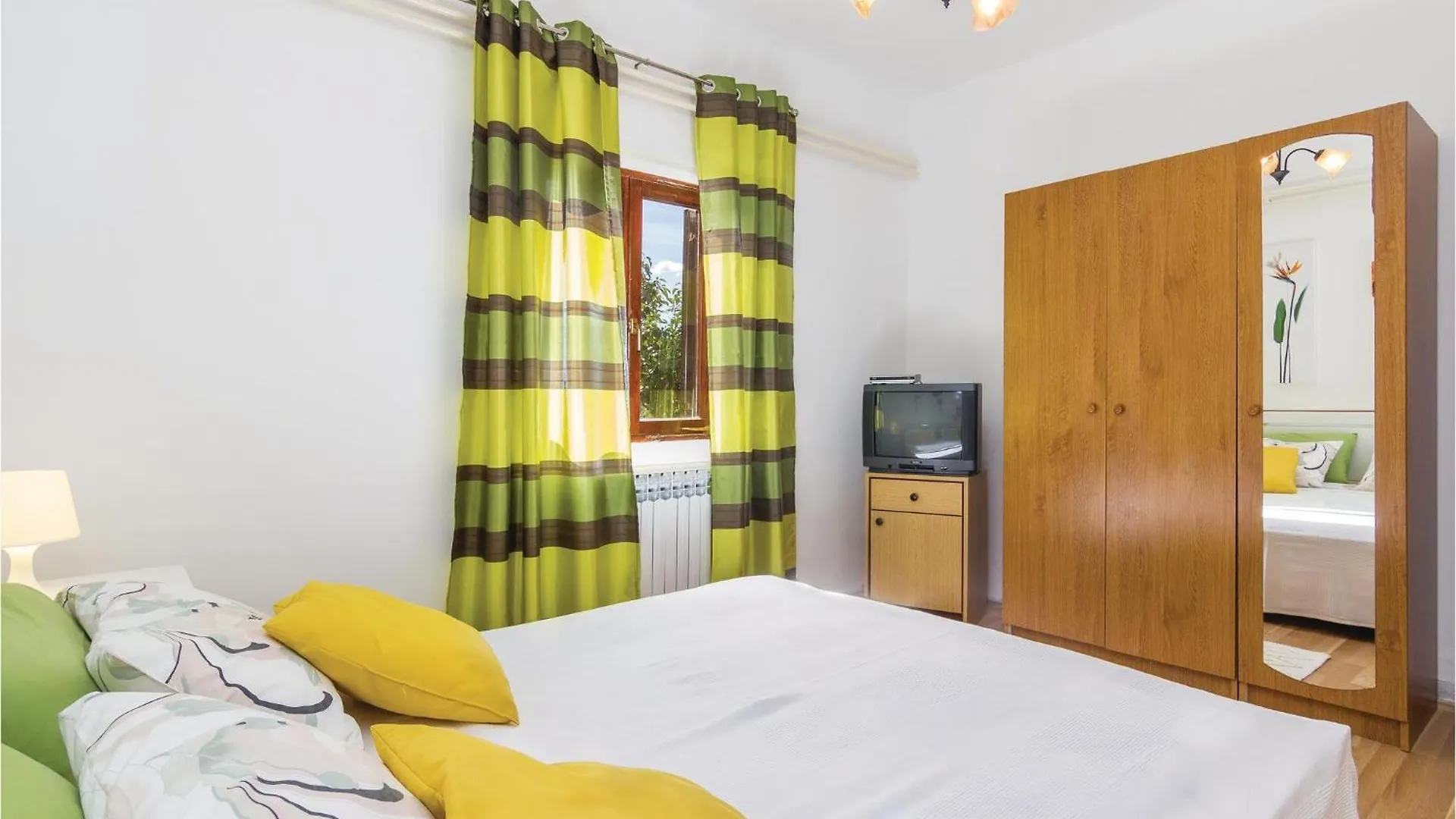 Beautiful Home In Krsan With Wifi Tatil Evi